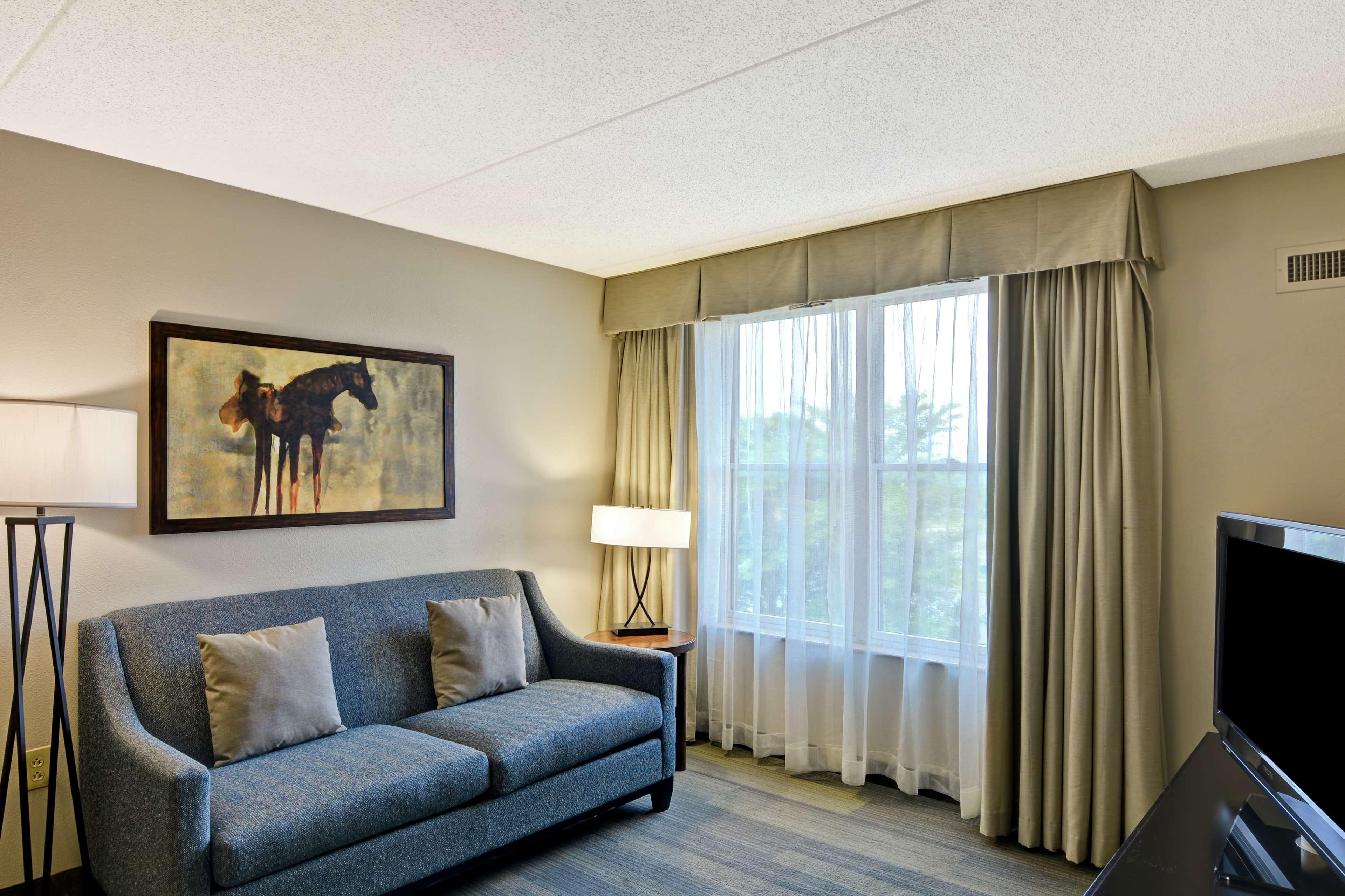 โฮมวูด สวีท บาย ฮิลตัน เลกซิงตัน ฟาแยตมอลล์ Hotel ภายนอก รูปภาพ